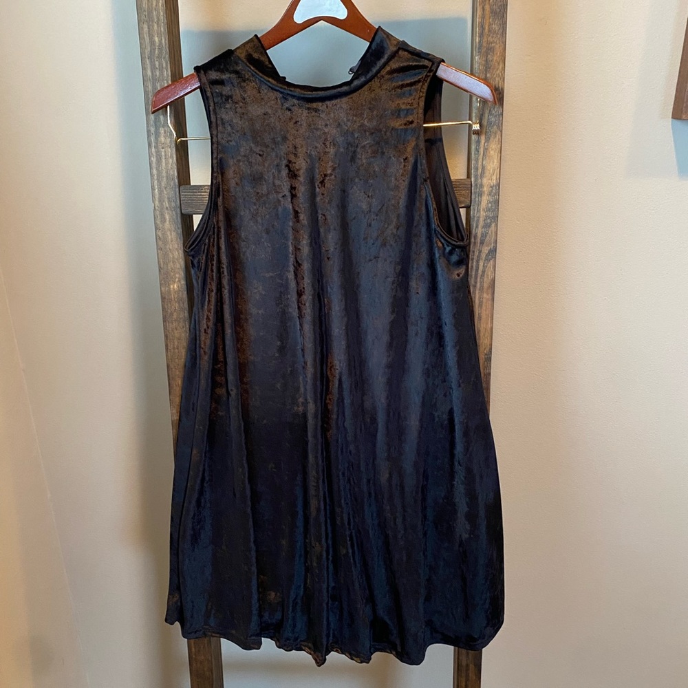 Black velvet dress